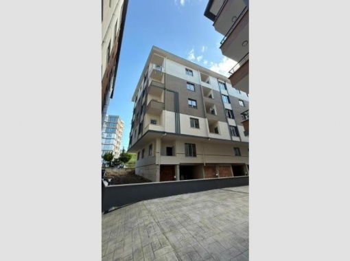 ATATÜRK MAHALLESİNDE DENİZ MANZARALI SATILIK 1+1 DAİRE 5.KAT